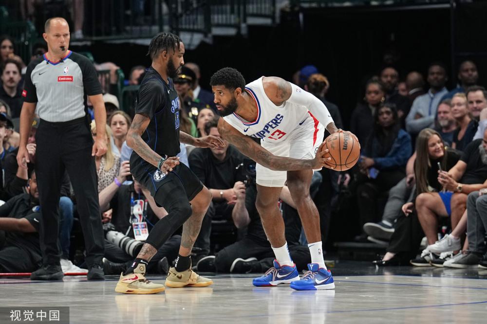 均以8分的 均以8分的